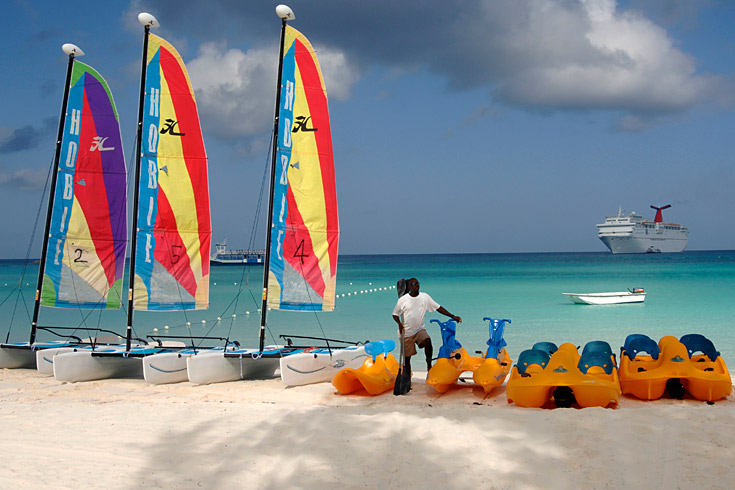 Enjoy a day of kayaking, catamarans and paddle boat rides.
